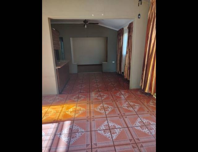 3 BEDROOM HOUSE FOR SALE IN FERNWOOD